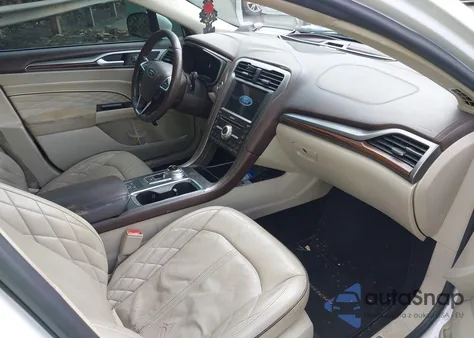 2017 Ford Fusion Hybrid Platinum from USA, damaged, VIN 3FA6P0RU5HR261962